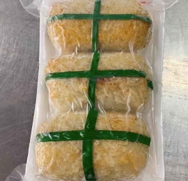 To To Steam Banana Wrapped in Glutinous Rice Sweetened Coconut Cream 500g
